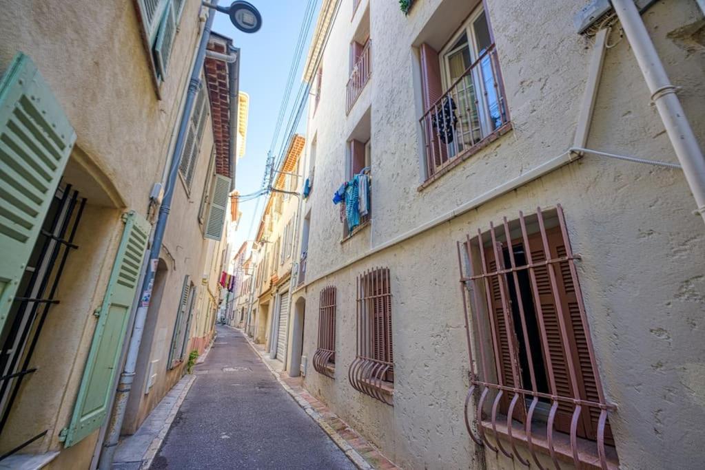 New - 1 Bed Apt Central Antibes Kültér fotó